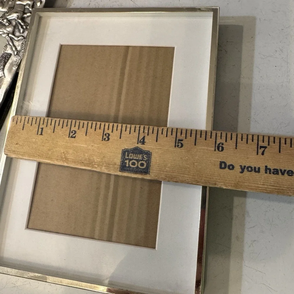 2 Picture Frames a 3D Horse and Rectangle - Holds 5x7‎ Photo Free Standing